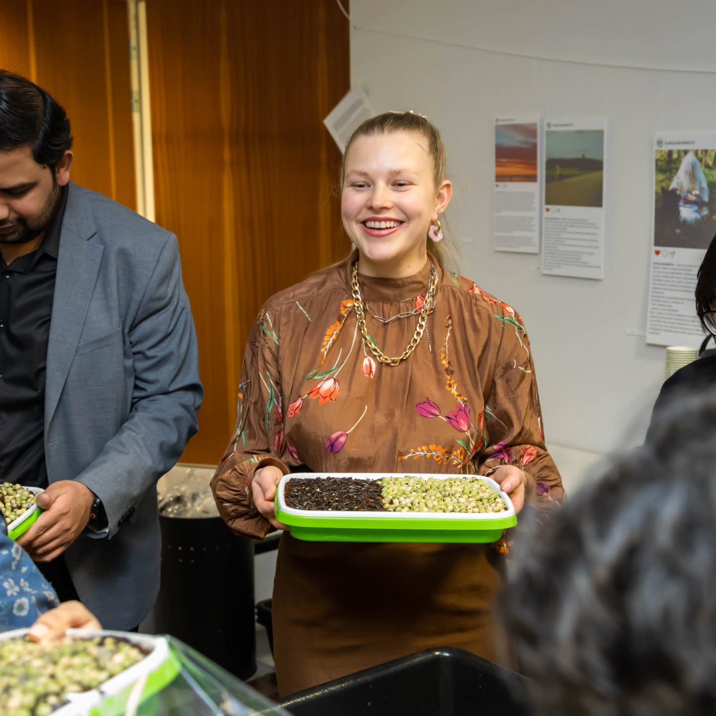 Image gallery marquee