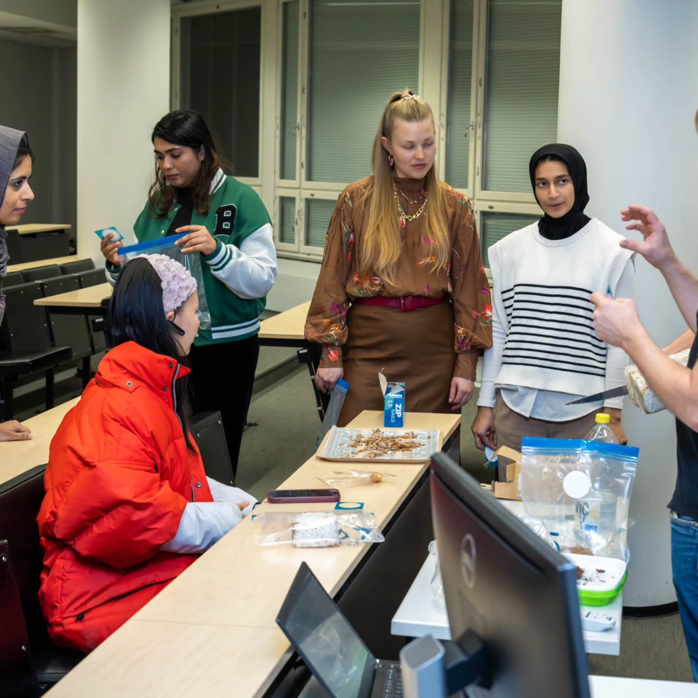 Image gallery marquee