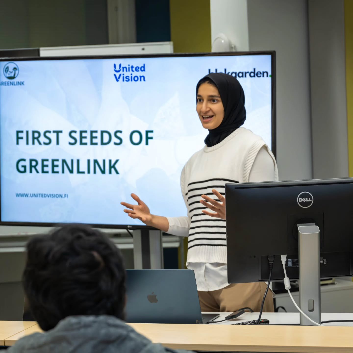 Image gallery marquee