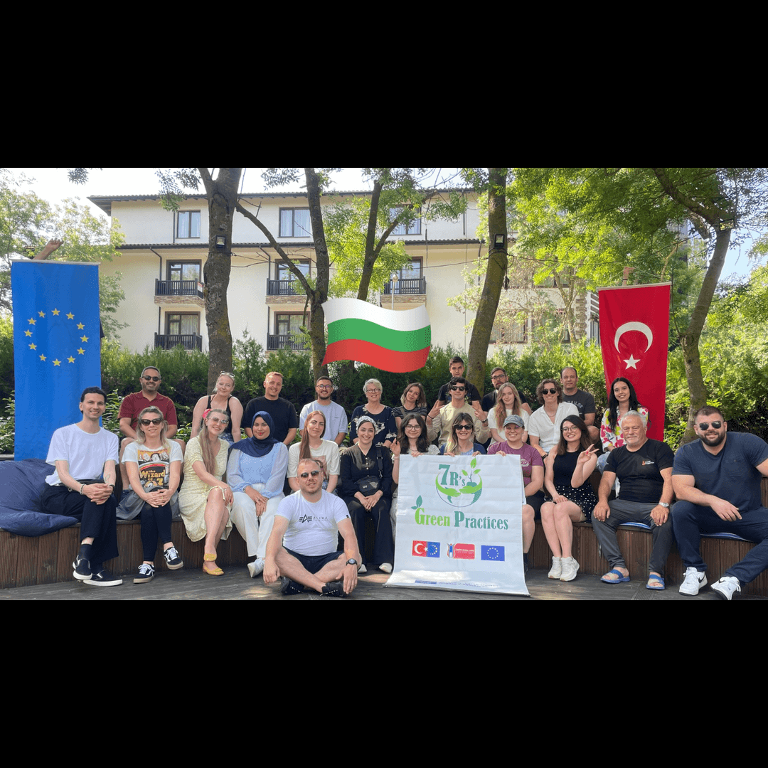 The Role of Youth Centers and Youth Workers in Green Practices The Role of Youth Centers and Youth Workers in Green Practices